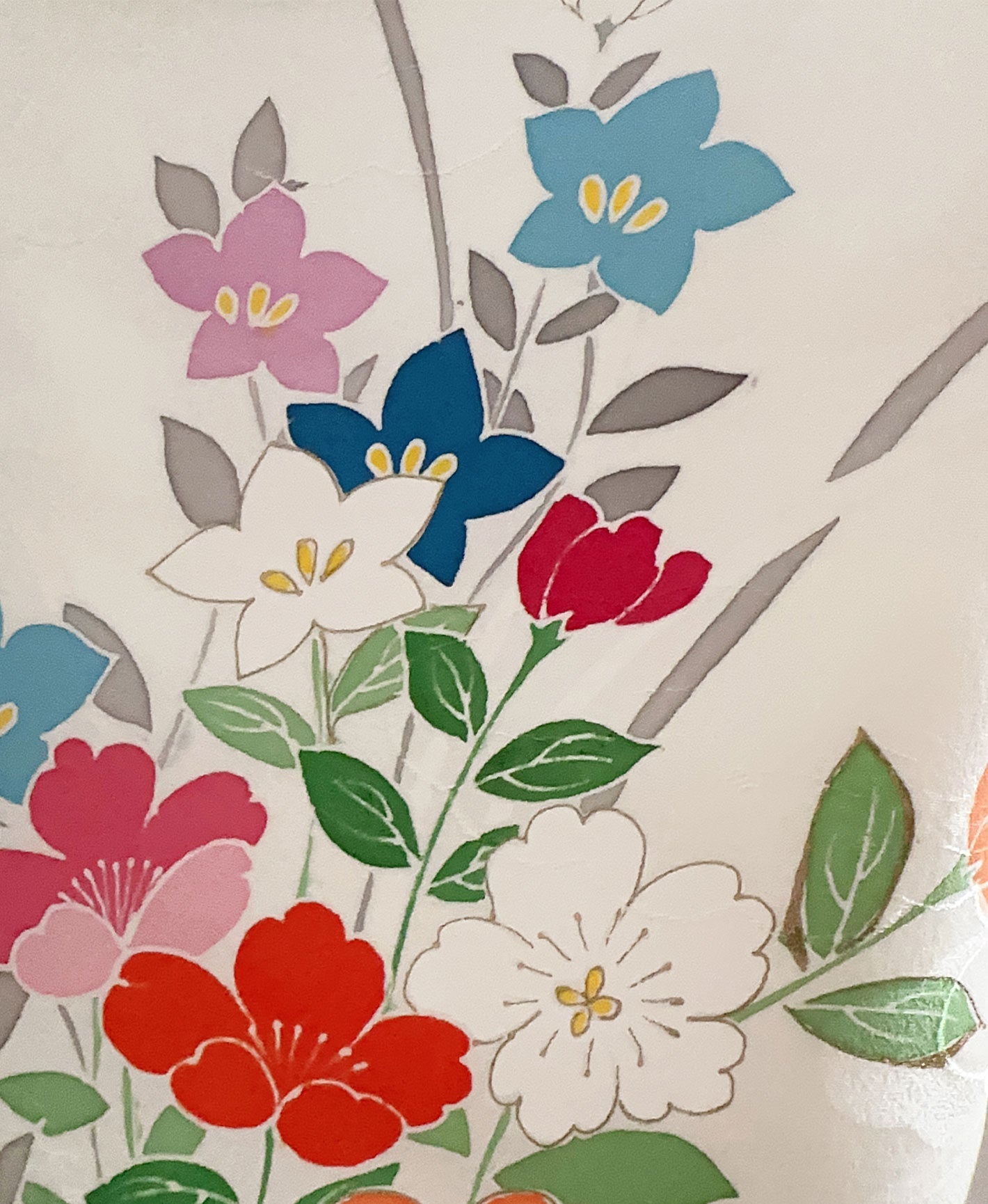 胡粉色 白系 暈し染め 手描き 友禅 四季 吉祥花 訪問着 着物レンタル