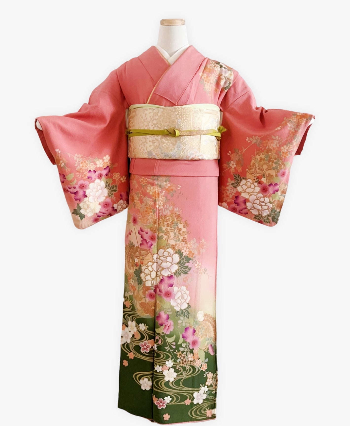 薄紅梅 ピンク系 暈し染め 金彩 牡丹 桜 流水 訪問着 着物レンタル