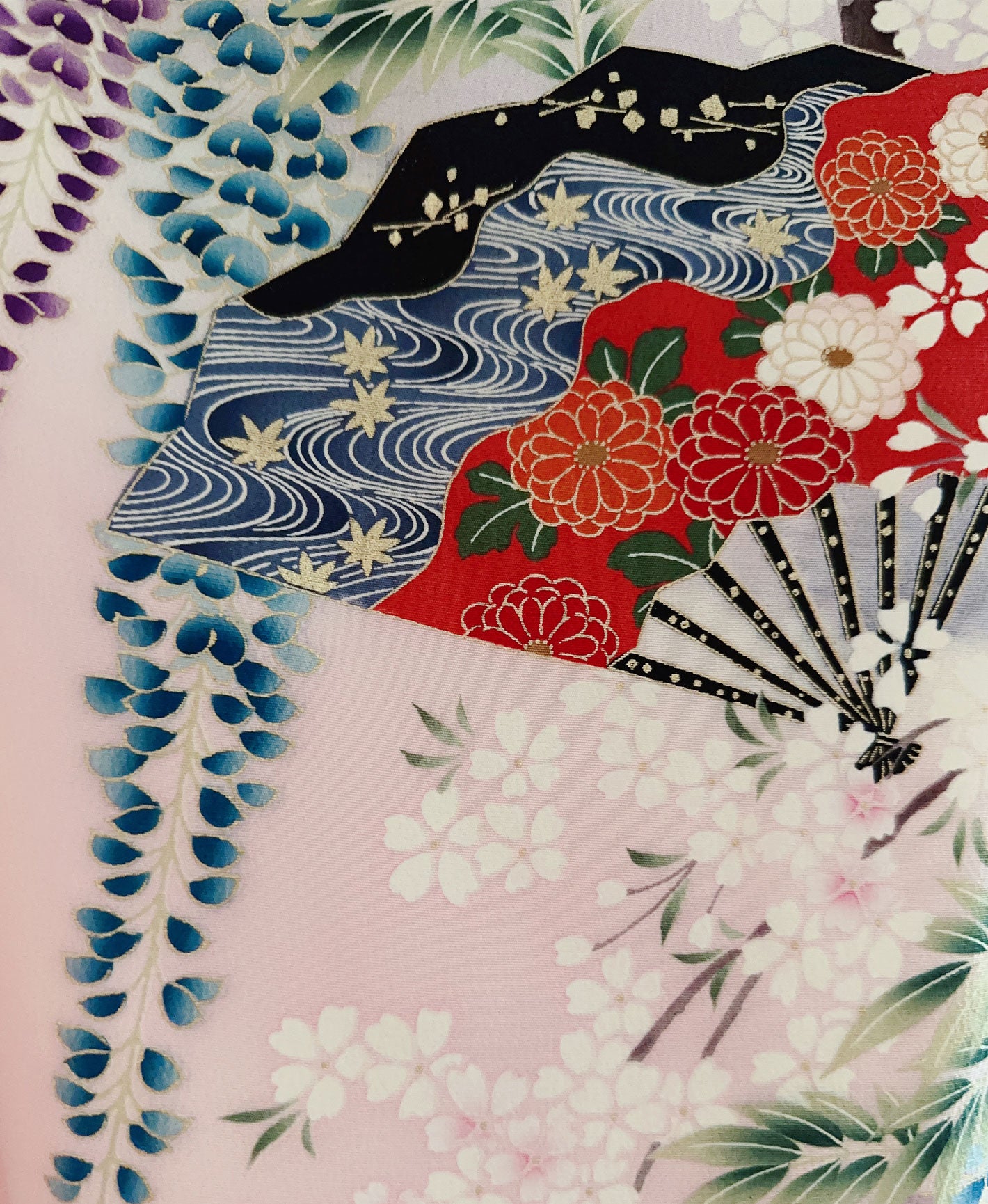撫子色 ピンク系 暈し染め 駒刺繍 金彩 藤 桜 扇 鶴 風景 振袖 着物レンタル 成人式振袖