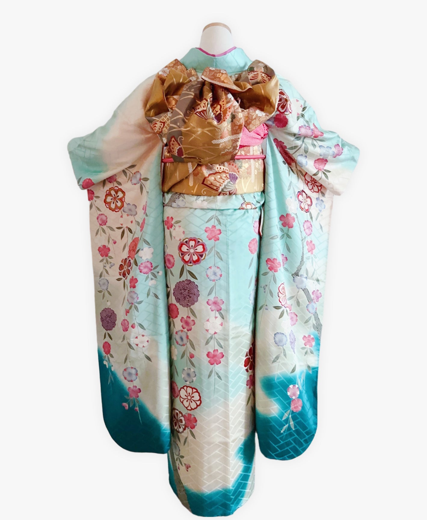 青竹色 緑系 暈し染め 駒刺繍 金彩 枝垂れ桜 振袖 着物レンタル 成人式振袖