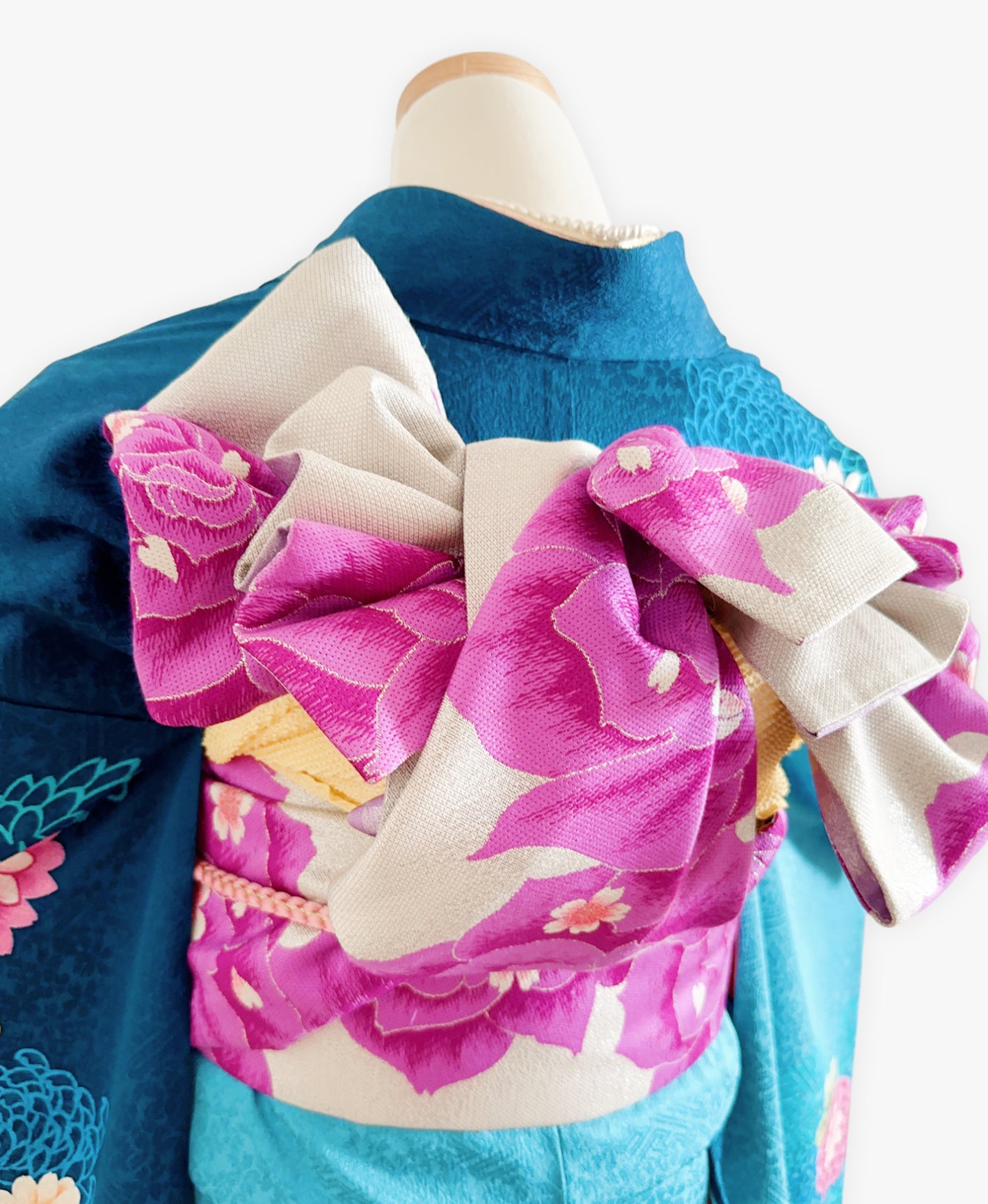 縹色 青系 暈し染め 金彩 手描き 菊 桜 雪輪 振袖 着物レンタル 成人式振袖