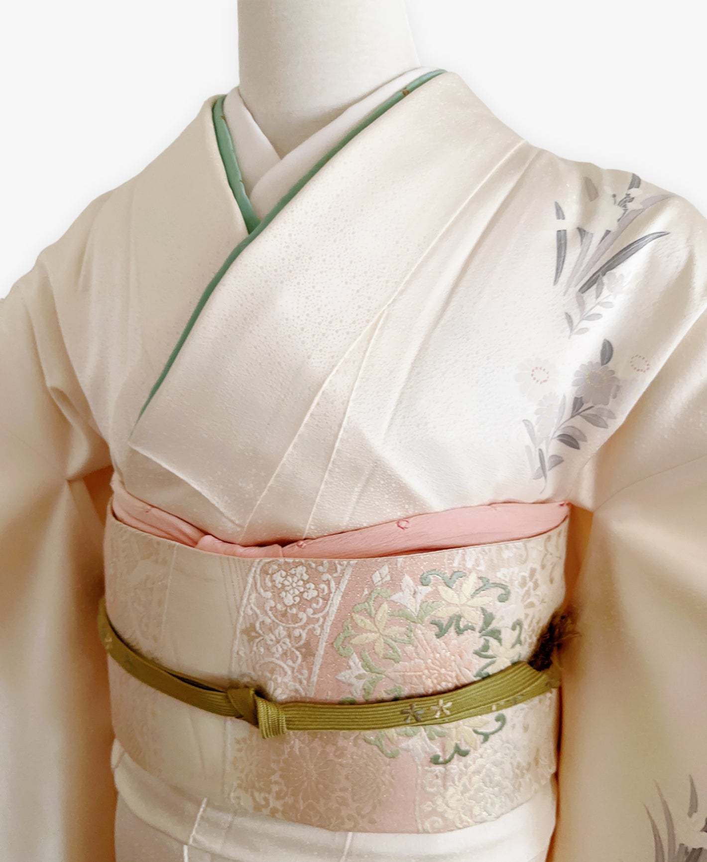 胡粉色 白系 暈し染め 手描き 友禅 四季 吉祥花 訪問着 着物レンタル