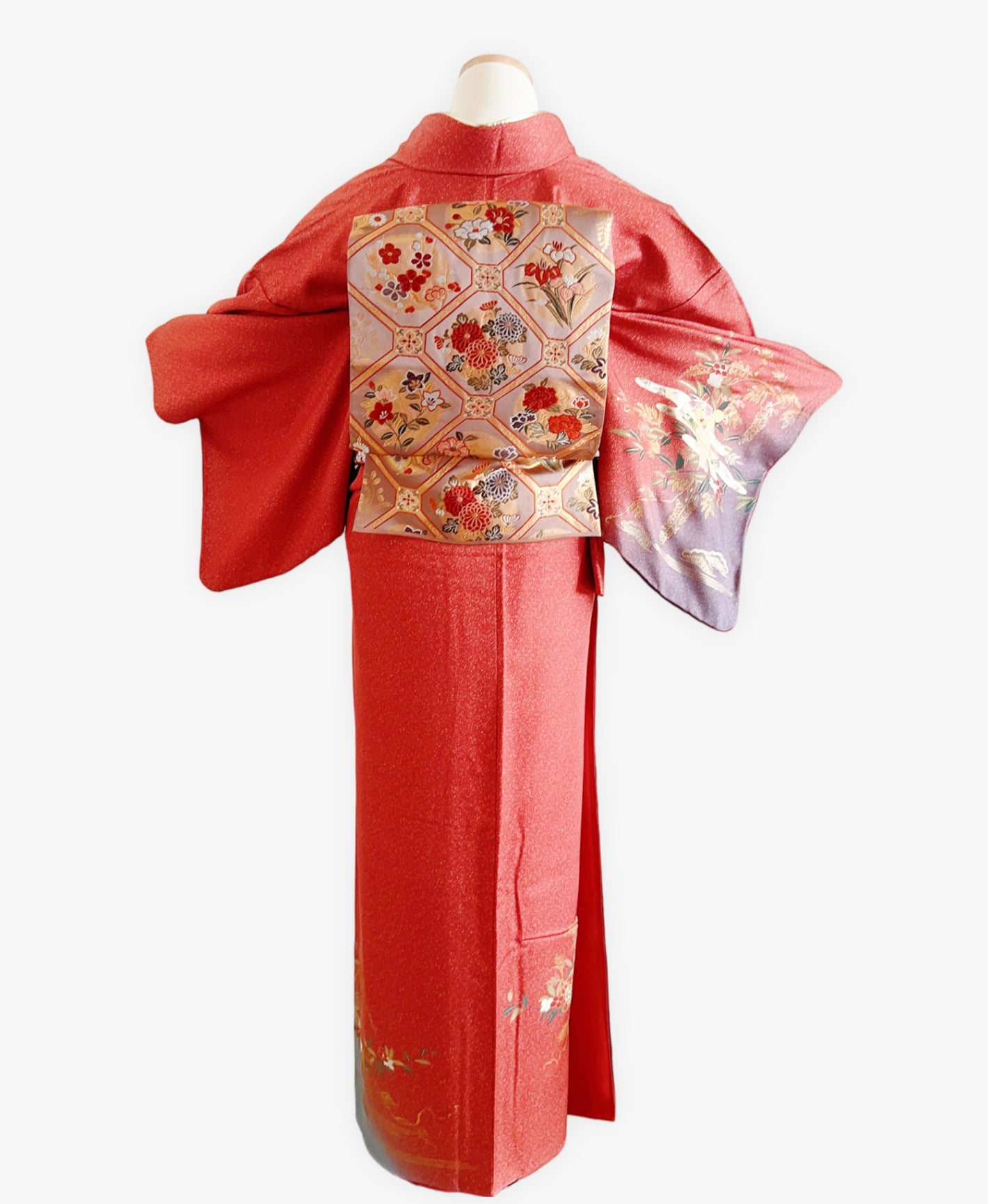 緋色 赤系 暈し染め 駒刺繍 金彩 鼓 扇 花草 訪問着 着物レンタル