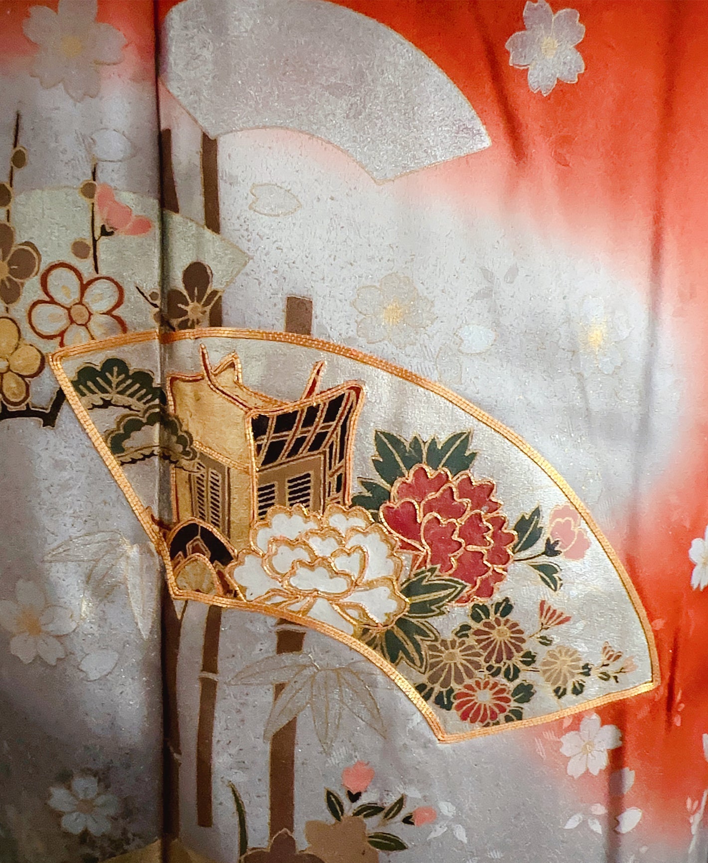 赤橙 橙系 暈し染め 駒刺繍 金彩 牡丹 竹 御所車 訪問着 着物レンタル