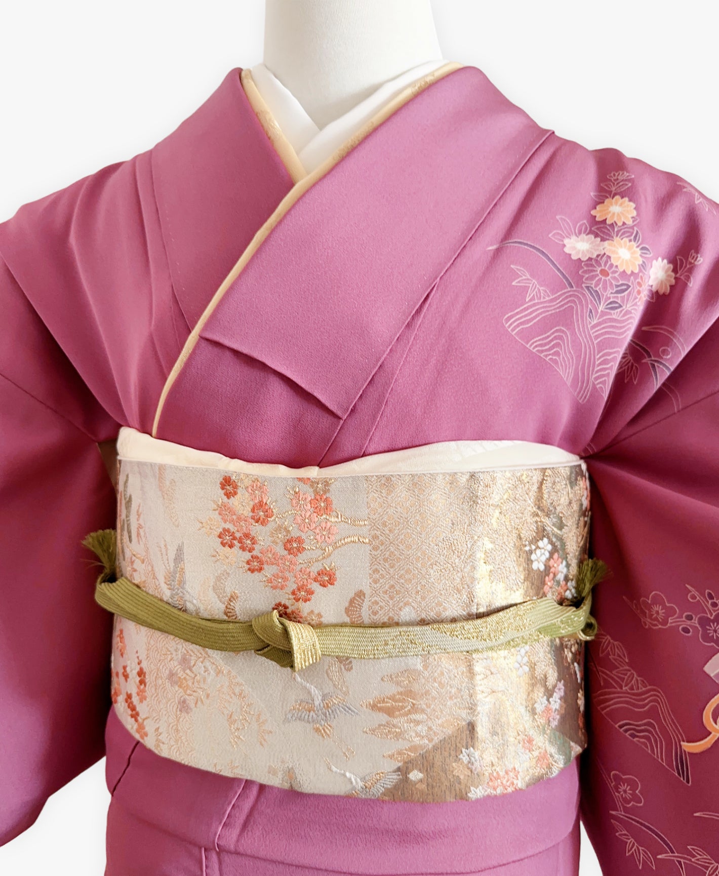 若紫 紫系 暈し染め 駒刺繍 金彩 松 菊 檜扇 御所車 訪問着 着物レンタル