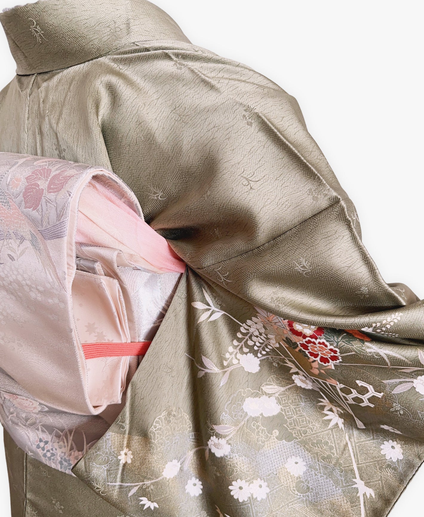 鶸茶 緑系 暈し染め 駒刺繍 金彩 扇面 牡丹 花草 訪問着 着物レンタル