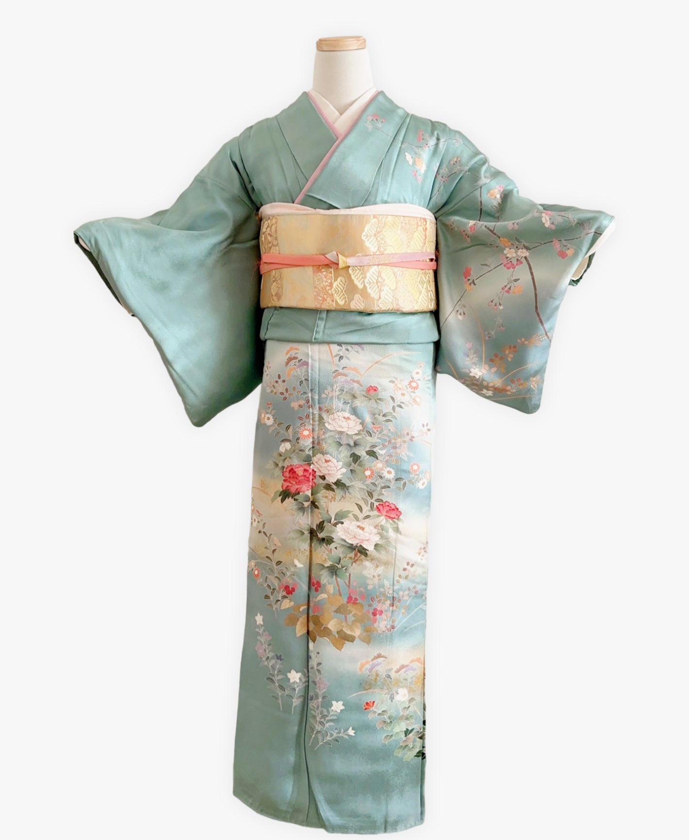 新橋色 青系 暈し染. 金彩 枝花文 作家物 訪問着 着物レンタル