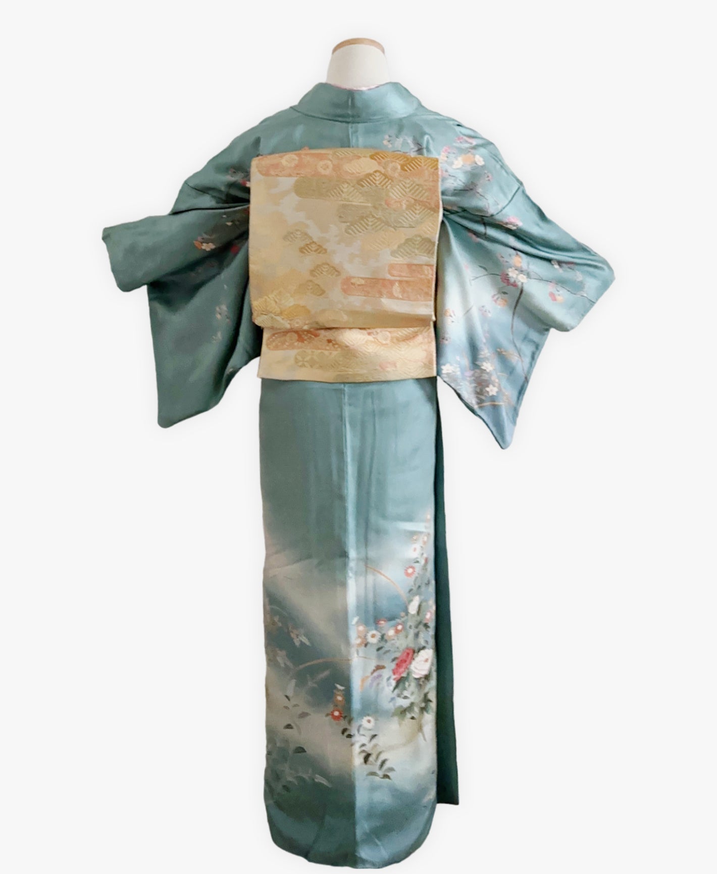 新橋色 青系 暈し染. 金彩 枝花文 作家物 訪問着 着物レンタル