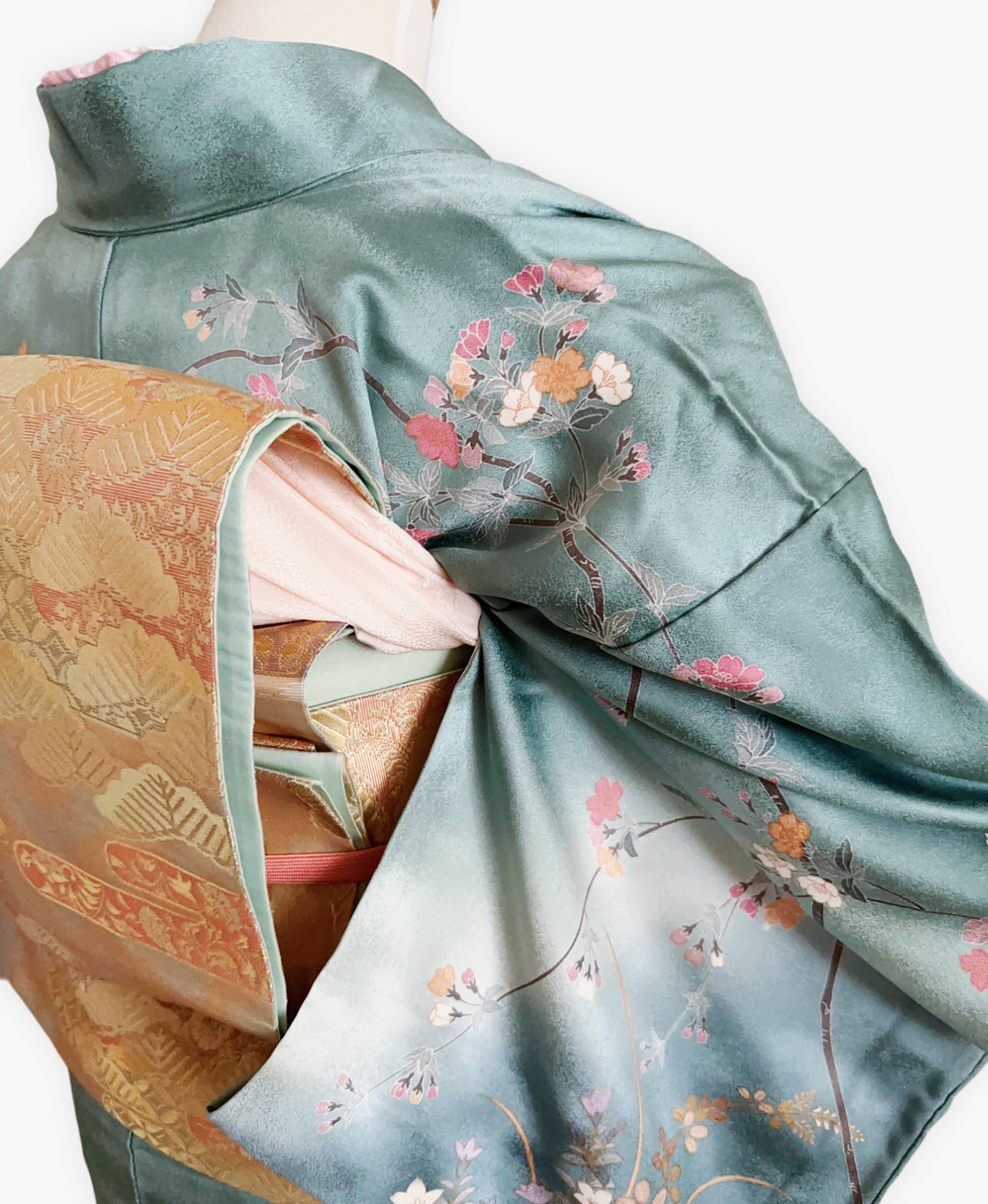 新橋色 青系 暈し染. 金彩 枝花文 作家物 訪問着 着物レンタル