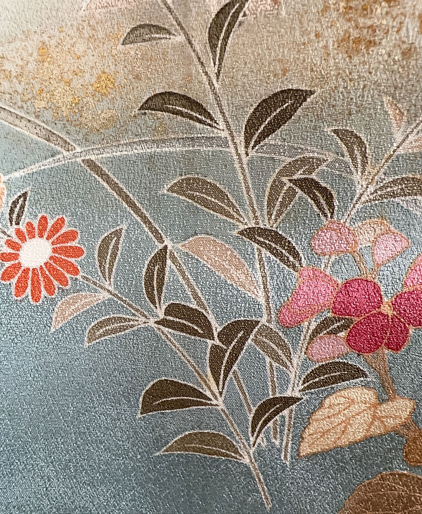 新橋色 青系 暈し染. 金彩 枝花文 作家物 訪問着 着物レンタル