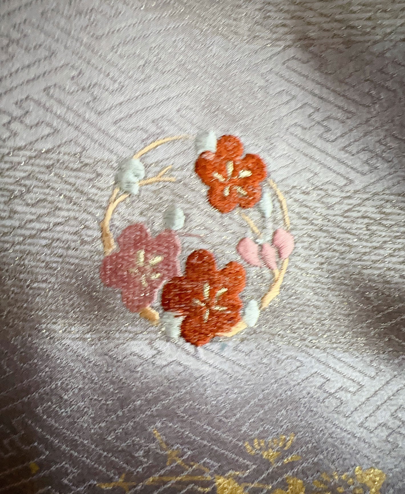 紅桔梗 紫系 暈し染め 駒刺繍 金彩 花草 雪輪 訪問着 着物レンタル