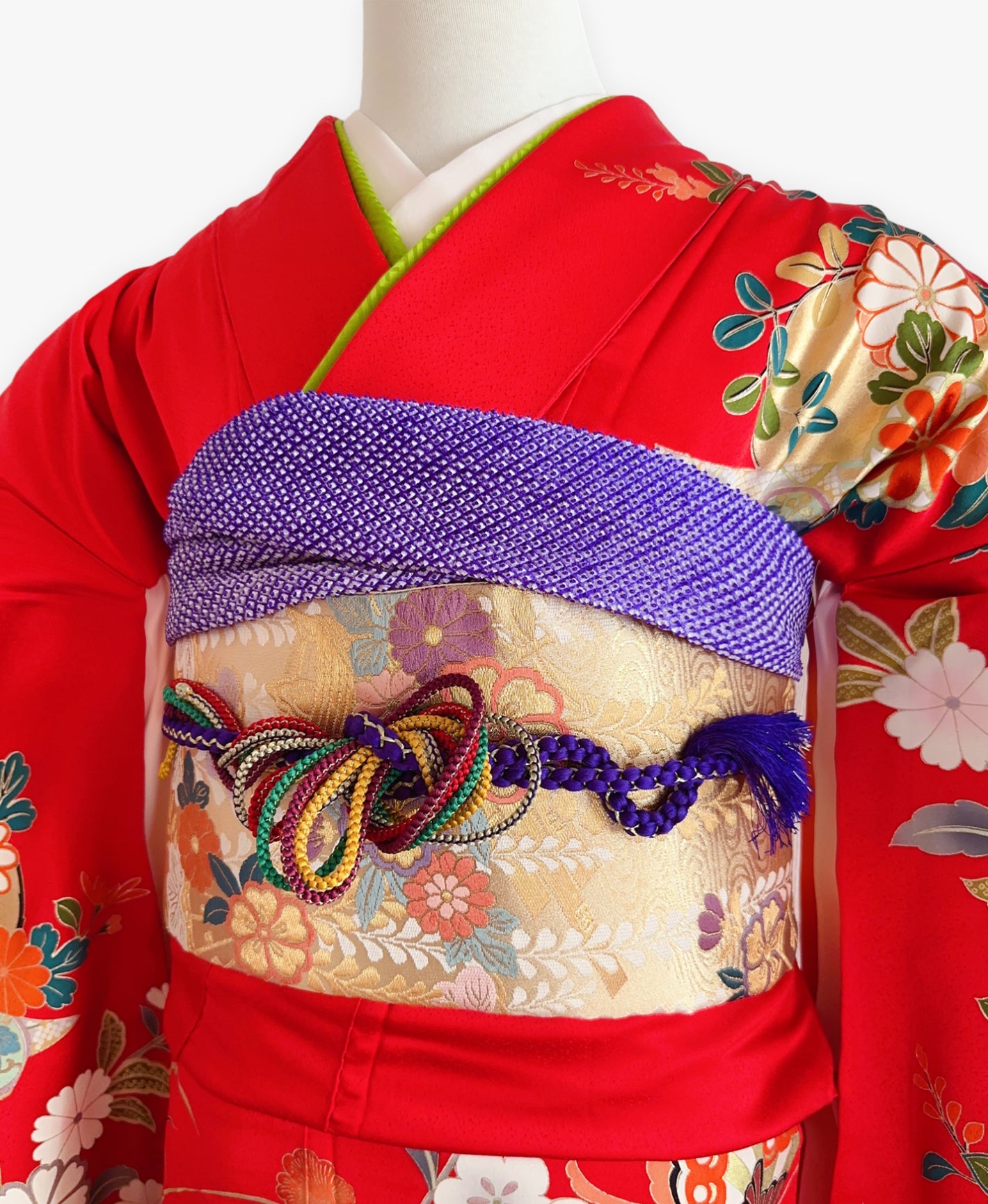 深緋色 赤系 駒刺繍 金彩 櫻 橘 草花文 振袖 着物レンタル