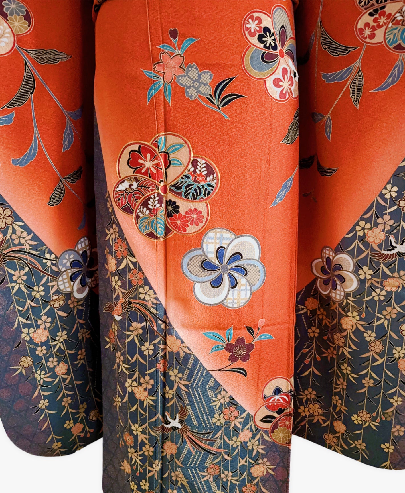 緋色 赤系 暈し染め 駒刺繍 金彩 鳳凰 枝垂れ桜 振袖 着物レンタル
