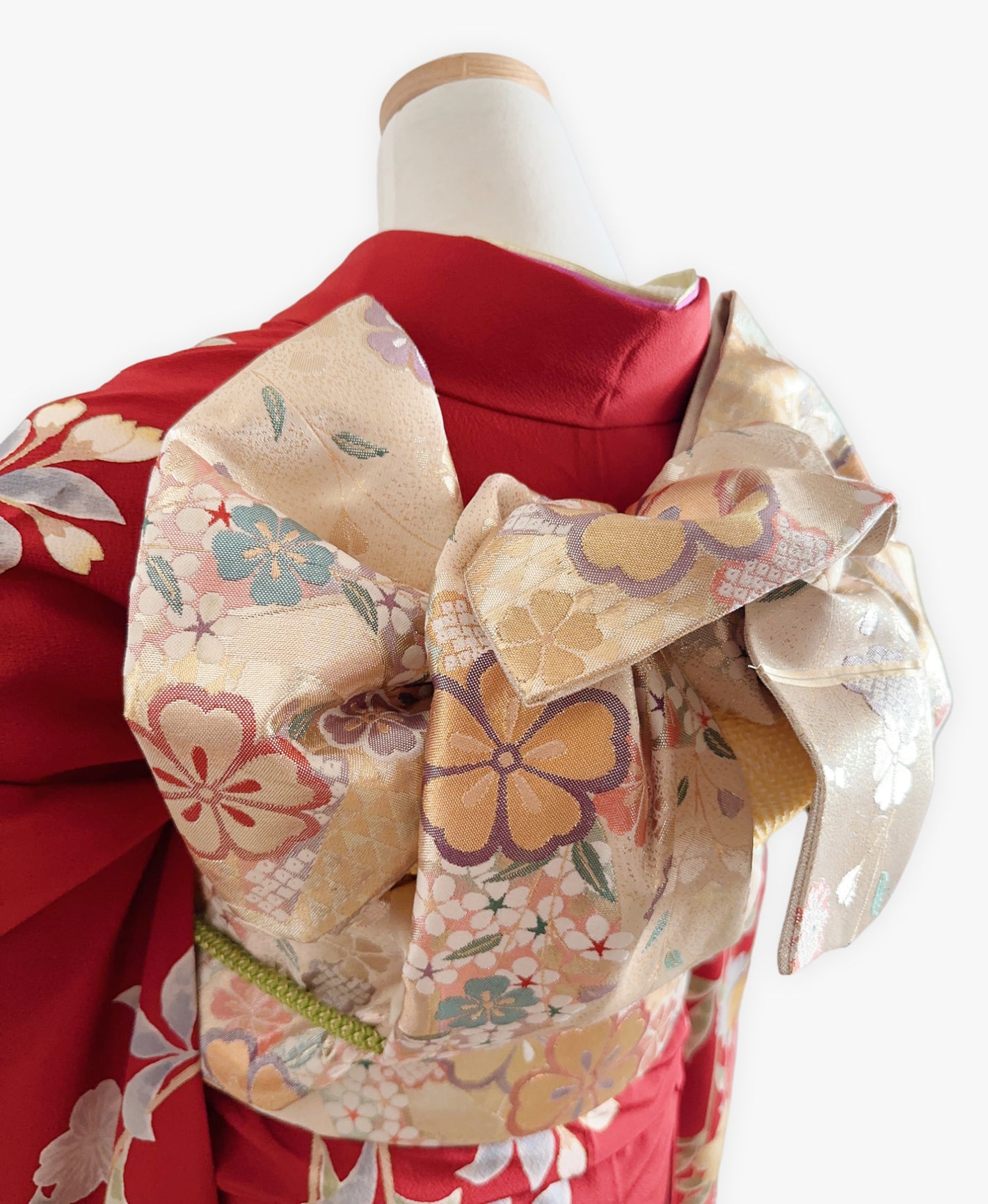 朱緋 赤系 暈し染め 手描き 枝垂れ桜 振袖 着物レンタル