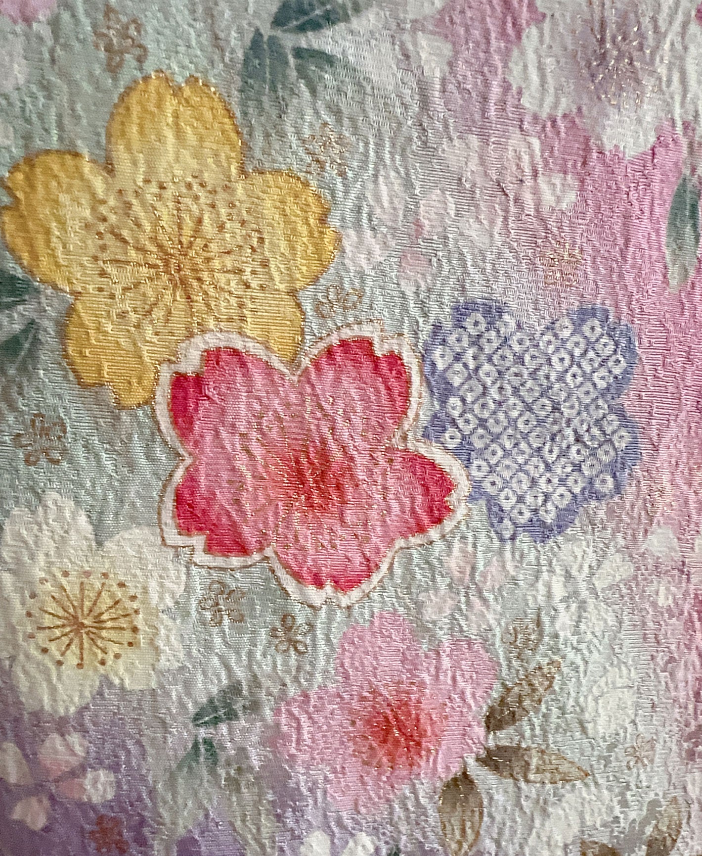 桃花色 ピンク系 暈し染め 手描き 桜吹雪 手鞠 振袖 着物レンタル 成人式振袖