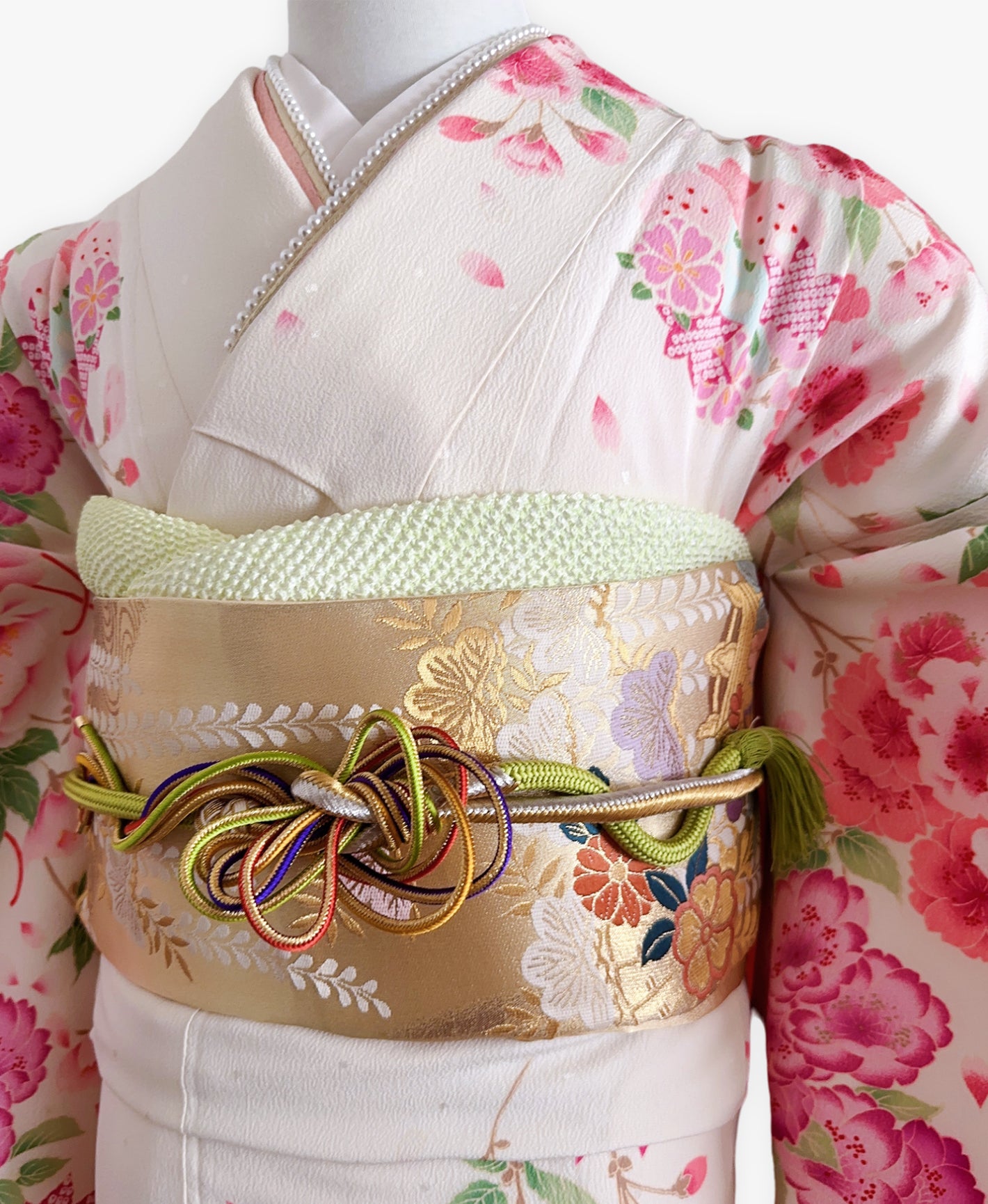 生成り色 ピンク系 暈し染め 桜牡丹 藥玉 振袖 着物レンタル 成人式振袖