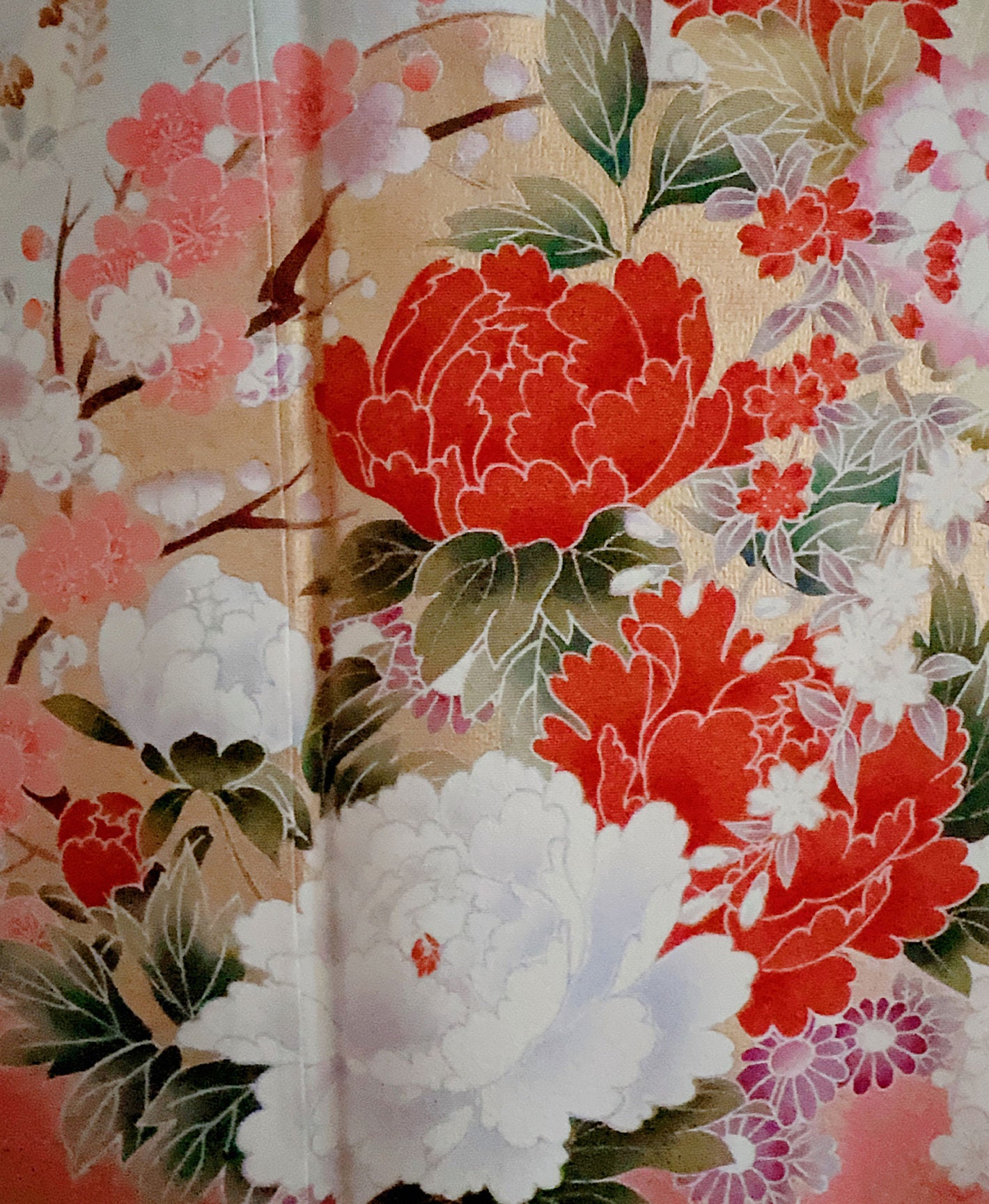灰桜 ピンク系 暈し染め 金彩 花草 雪輪 振袖 着物レンタル