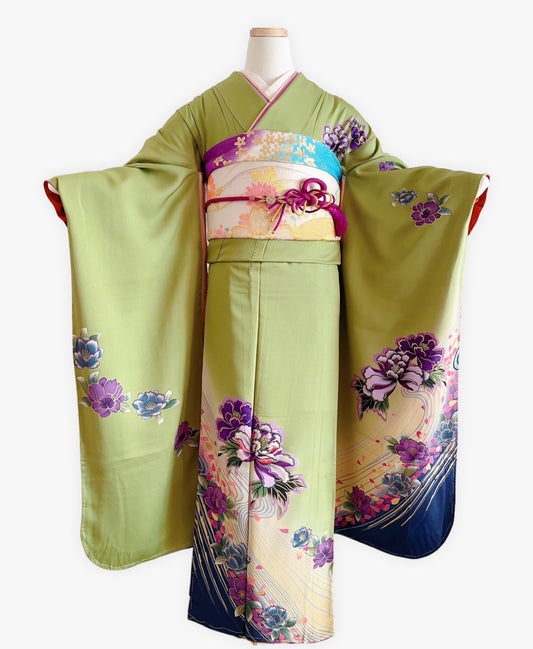 青丹 緑系 暈し染め 金彩 牡丹 花草 流水 振袖 着物レンタル
