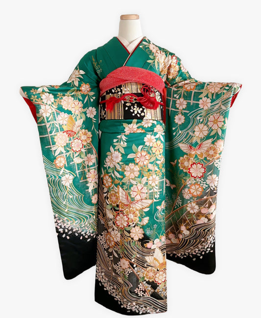 常磐色 緑系 暈し染め 駒刺繍 金彩 桜 蝶 流水 振袖 着物レンタル