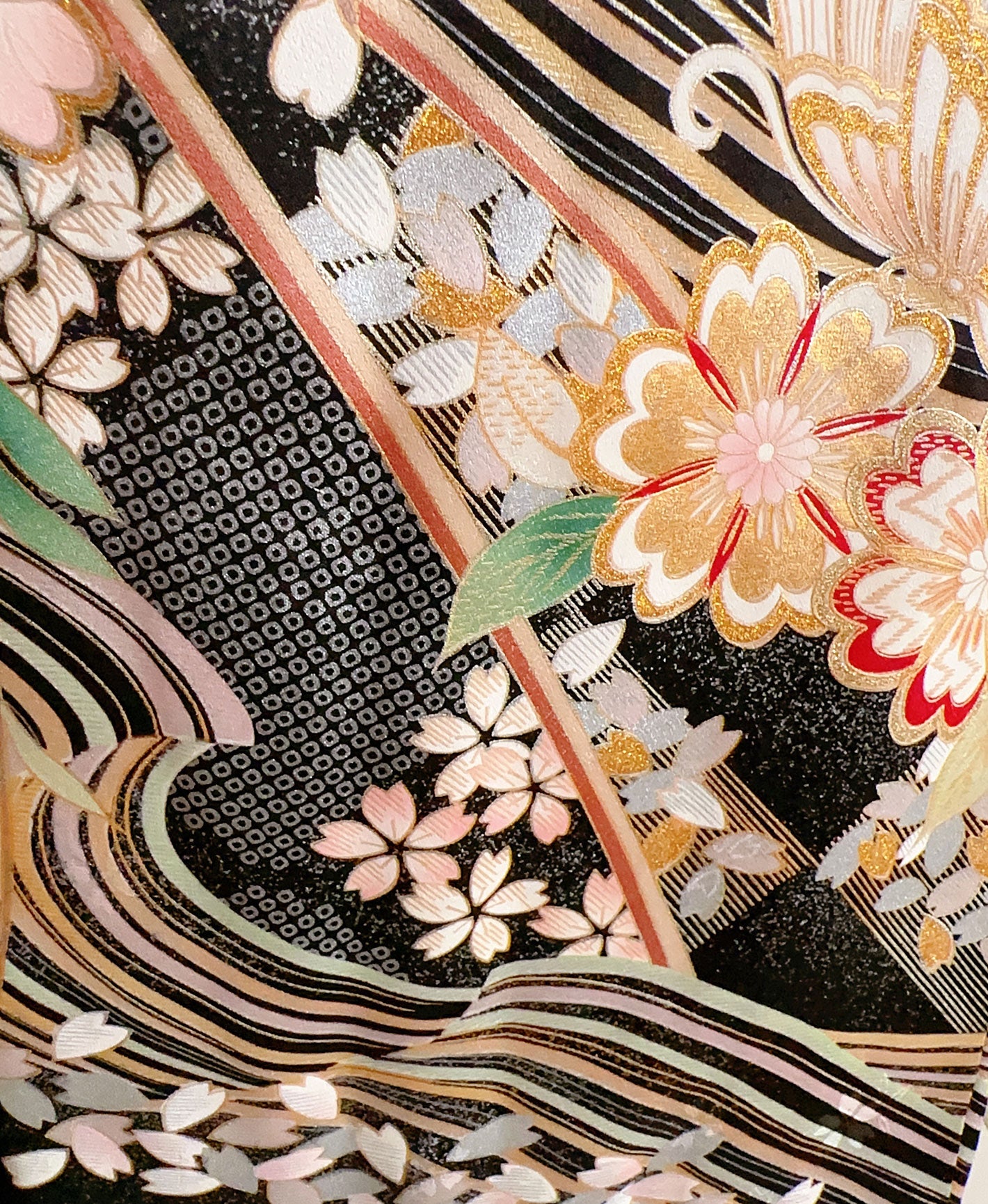 常磐色 緑系 暈し染め 駒刺繍 金彩 桜 蝶 流水 振袖 着物レンタル