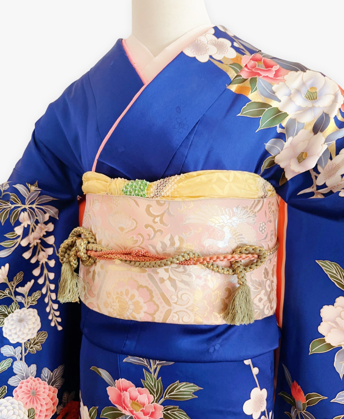 瑠璃色 青系 暈し染め 金彩 牡丹 藤 花草 振袖 着物レンタル
