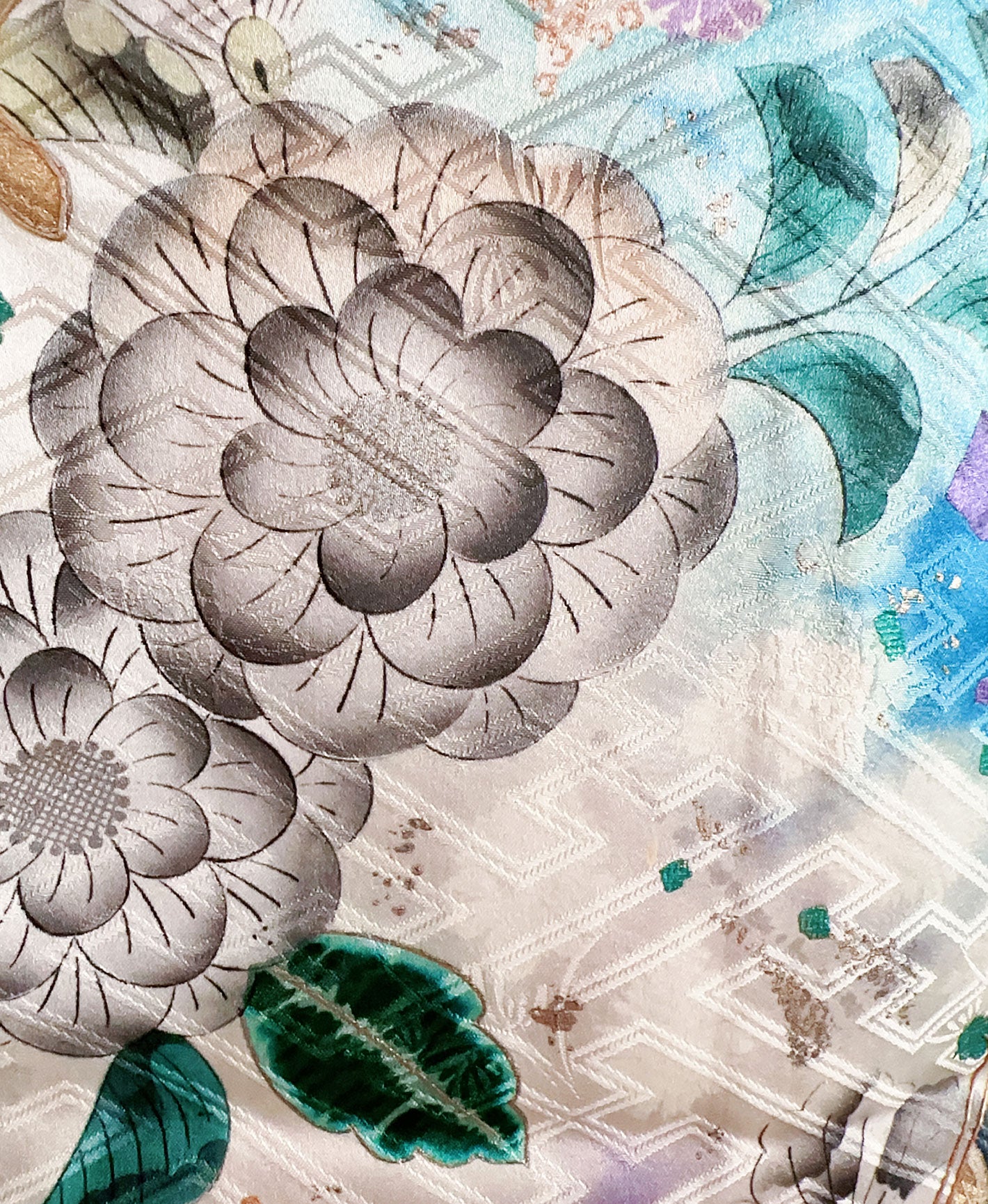紺碧 青系 暈し染め 金彩 手描き 絞り 辻が花 蝶 振袖 着物レンタル