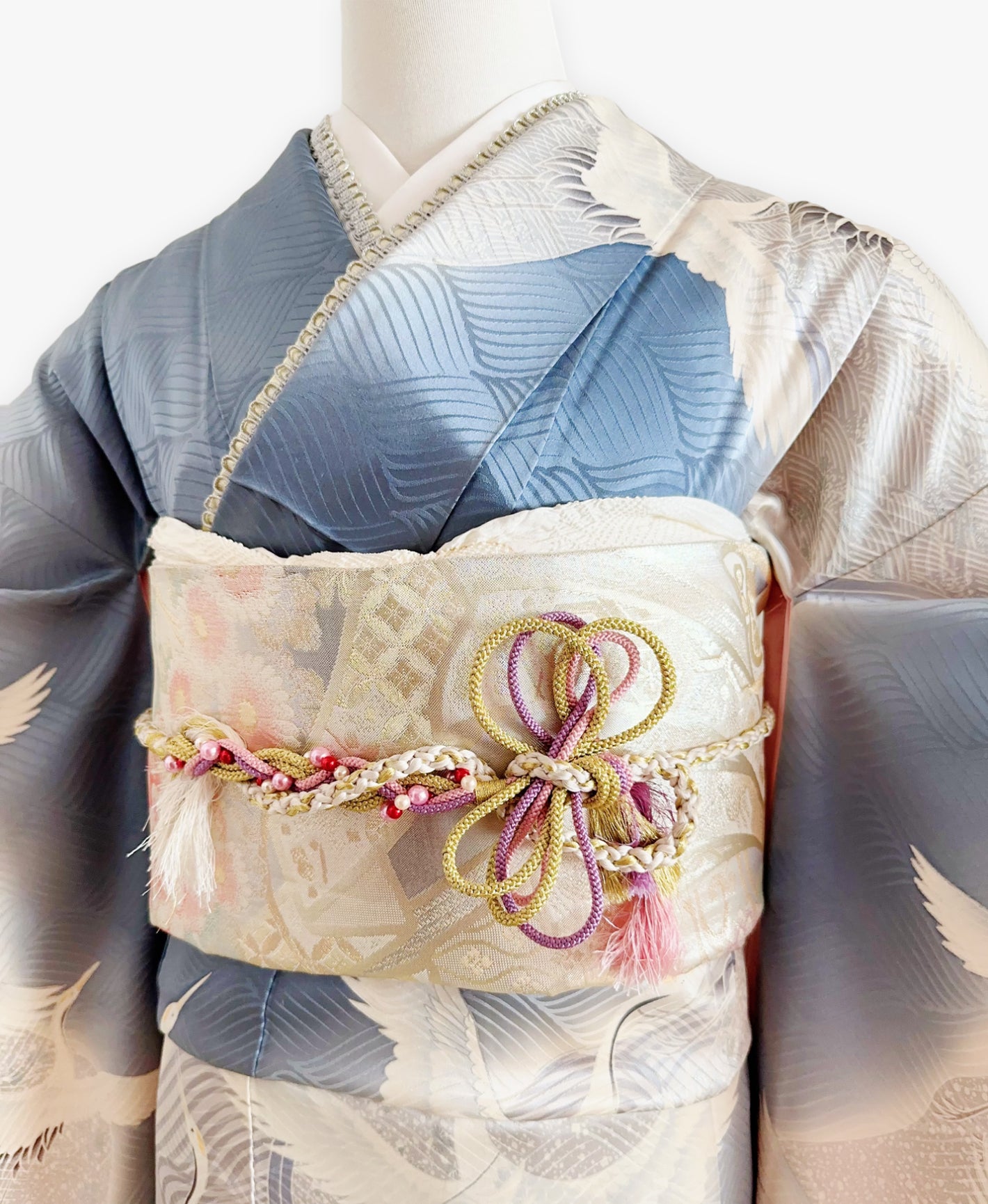 灰青 灰系 暈し染め 駒刺繍 金彩 鶴 青海波 振袖 着物レンタル