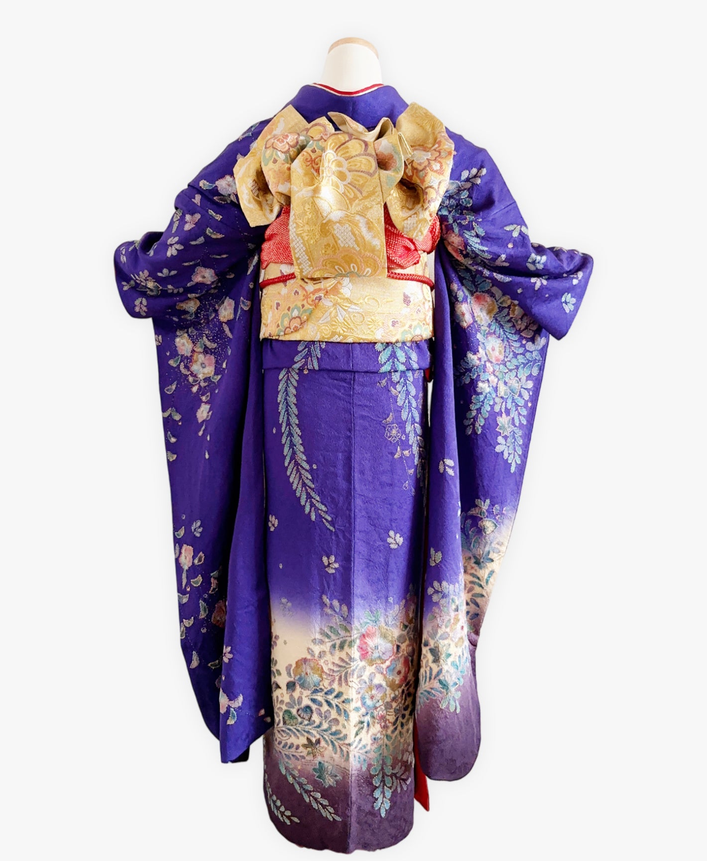 菖蒲色 紫系 暈し染め 金彩 手描き 絞り 辻が花 振袖 着物レンタル
