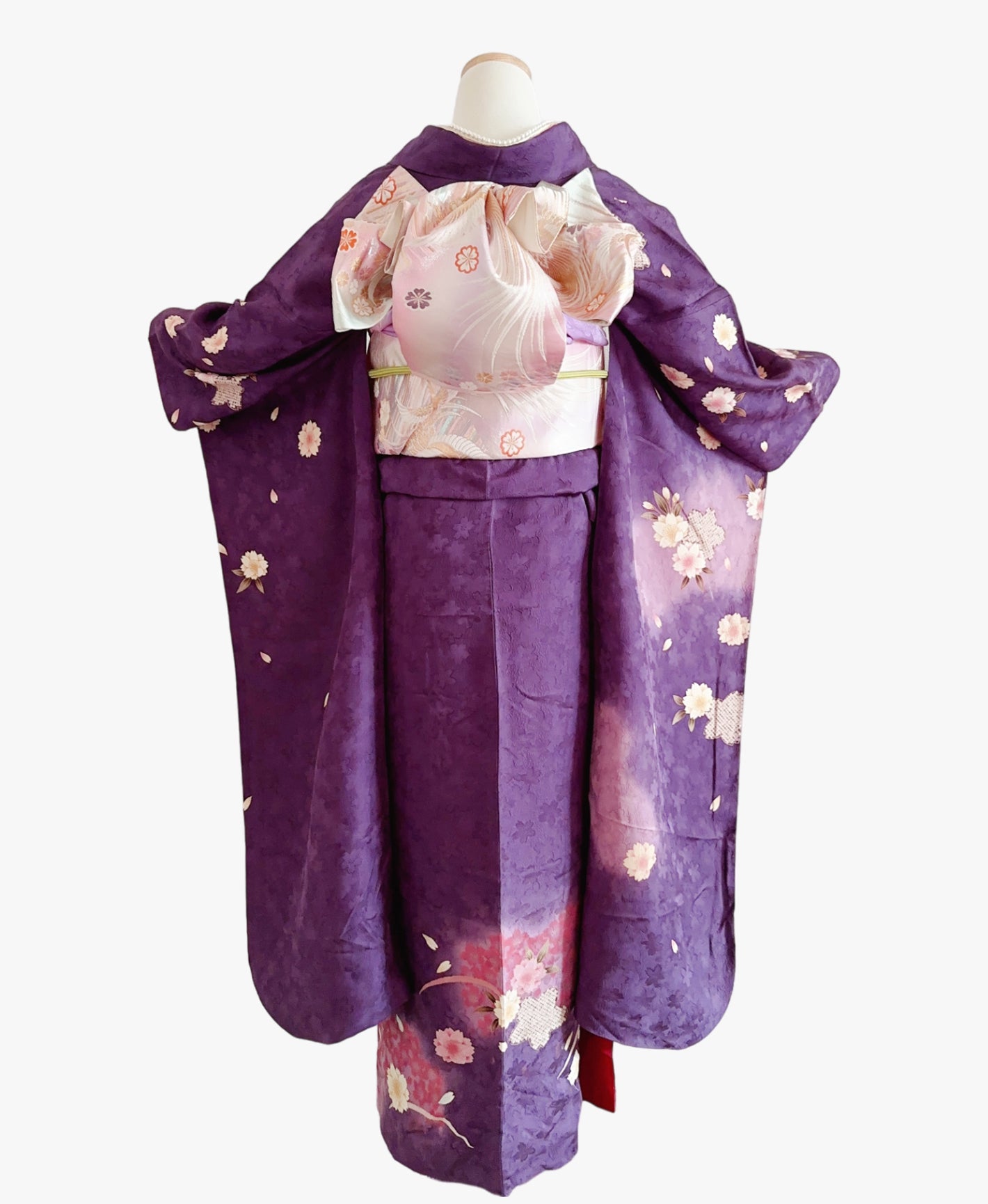 菖蒲色 紫系 暈し染め 金彩 桜 芝草 振袖 着物レンタル