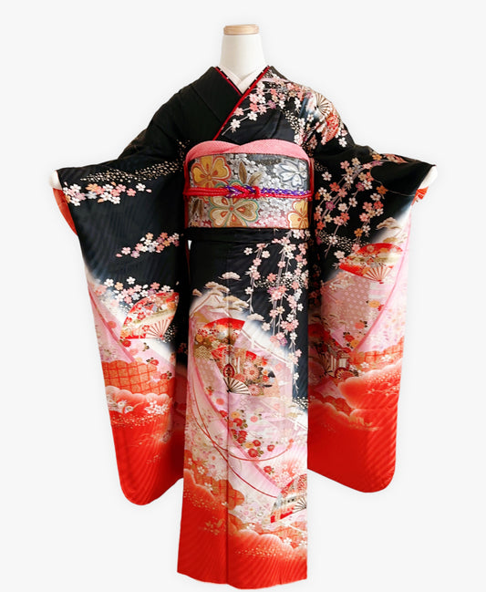 蝋色 黒系 暈し染め 駒刺繍 金彩 垂枝れ桜 扇 花草 振袖 着物レンタル