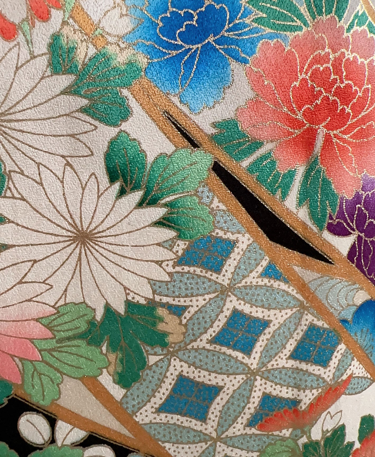 烏羽色 黒系 暈し染め 駒刺繍 金彩 熨斗 吉祥文 振袖 着物レンタル 成人式振袖