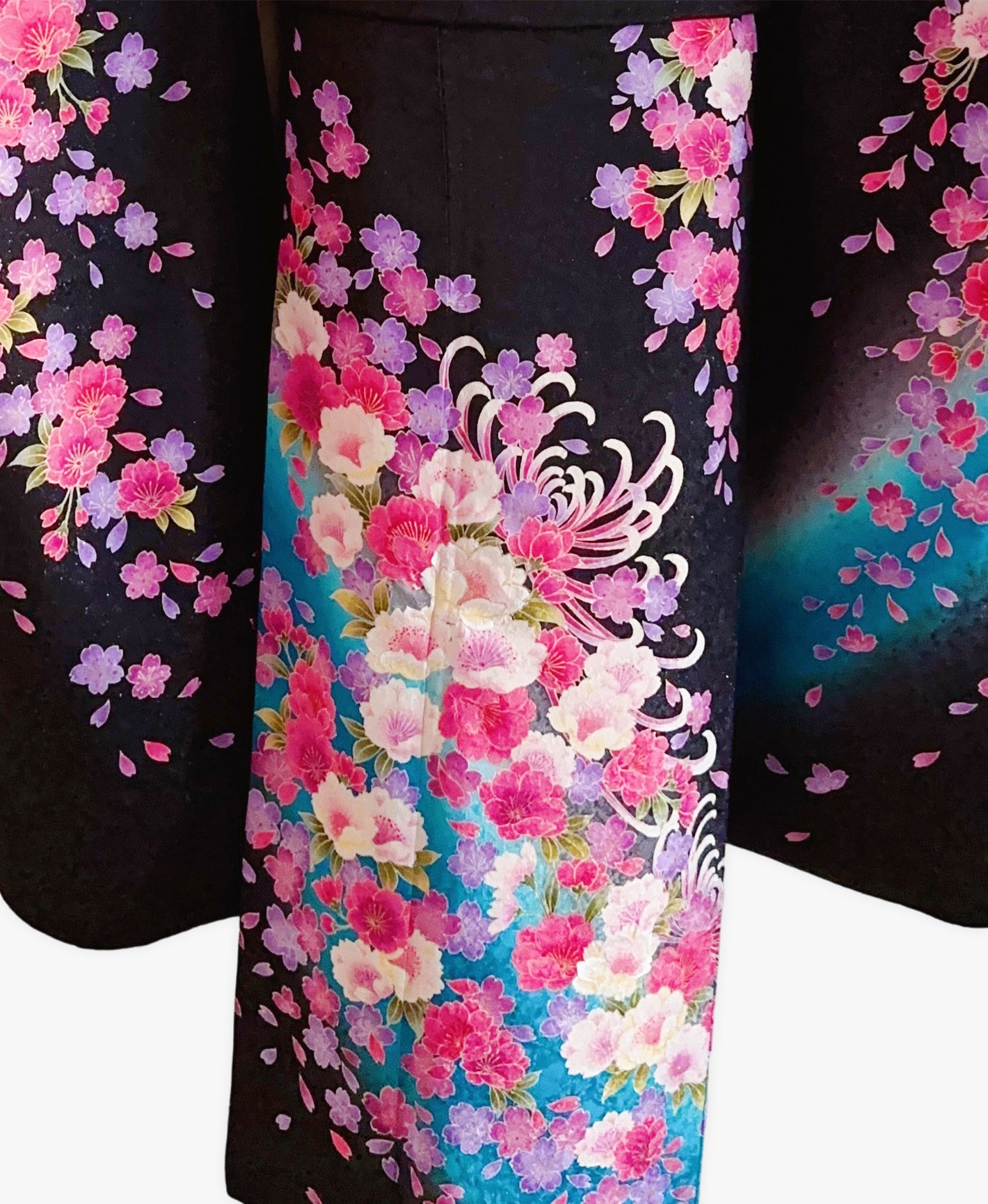 濡羽色 黒系 暈し染め 銀通し 菊 百花繚亂 振袖 着物レンタル