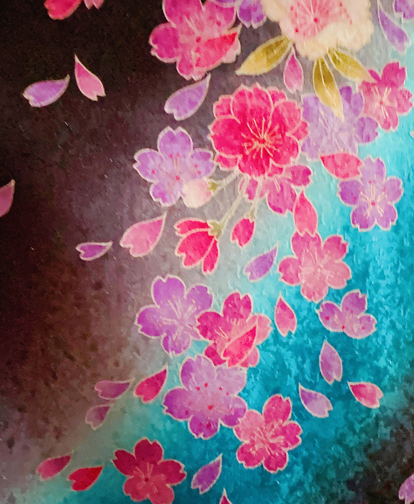 濡羽色 黒系 暈し染め 銀通し 菊 百花繚亂 振袖 着物レンタル